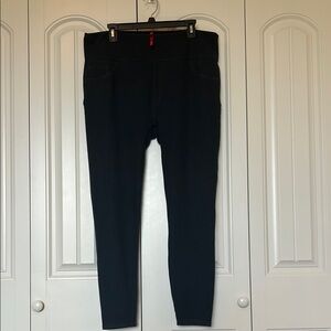 SPANX Classic Navy Leggings